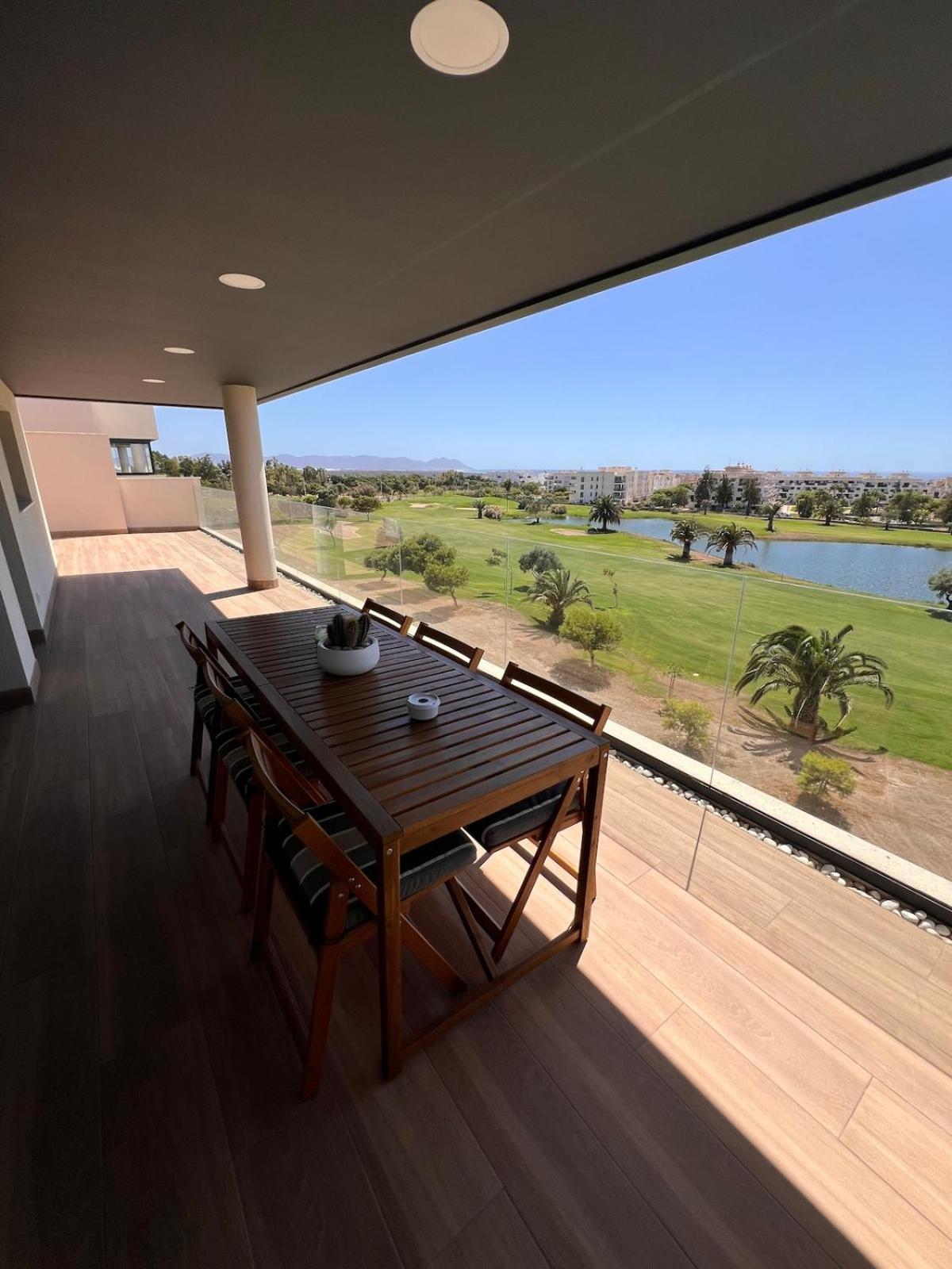 Апартаменты Atico Toyo Golf Ретамар Экстерьер фото